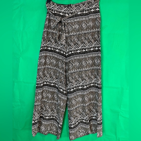 Cool, light and flowy, summer pants - Picture 3 of 6